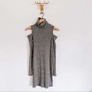 SILENCE & Noise Cold Shoulder Mock Neck Dress Med